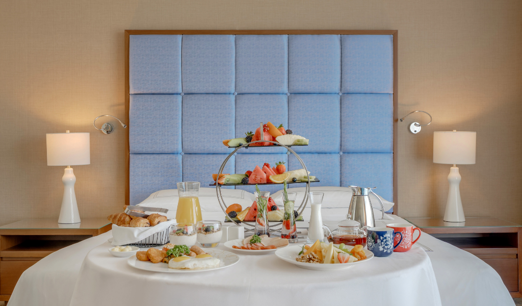 Chambre Classic avec lits jumeaux au Swissôtel Al Ghurair